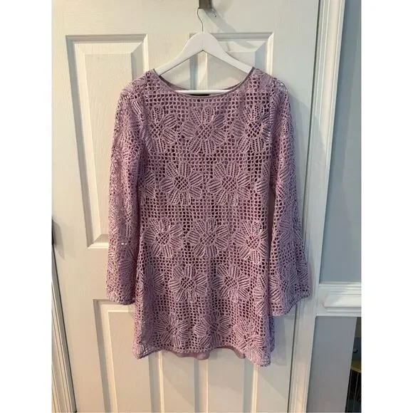 Majorelle Revolve Calvin Lavender Crochet Floral Pattern Crochet Bell Sleeve Dre - Picture 4 of 10